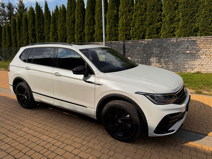 2023 VOLKSWAGEN TIGUAN R-LINE 2.0L